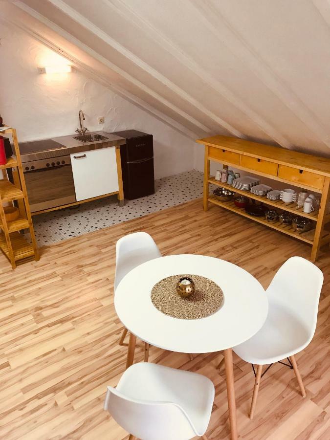 Studio Apartment In Direkter Naehe Zur Uniklinik Homburg Homburg  Eksteriør billede
